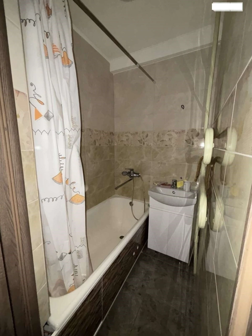 Продаж 2-кімнатної квартири 59.3 м², Березняківська вул., 14