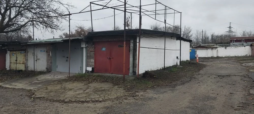 Продам капитальный гараж
