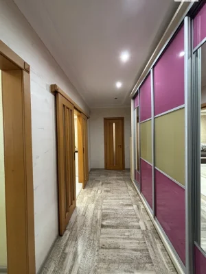 Продаж Квартира Пасічна
