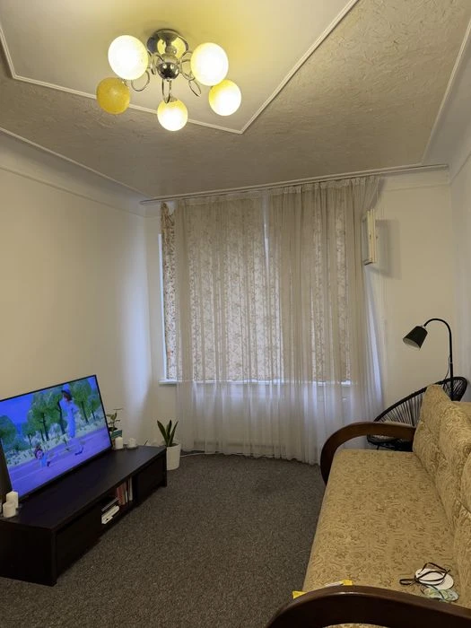 Продаж 2 кім квартири по вул Пасічна