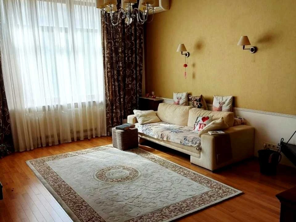 Будинок. Одеса, Сергія Єфремова вул. (Академіка Вавілова)