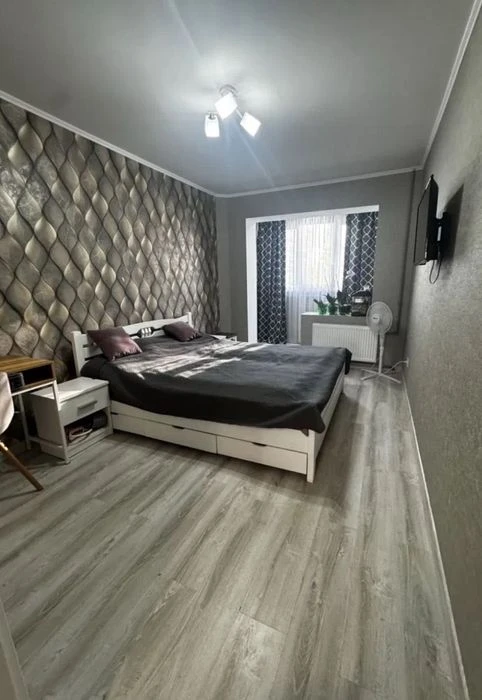 Продаж сучасної 3кімн квартири з високоякісним ремонтом, меб