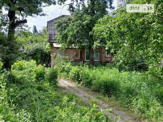 Продаж 2 поверхового будинку з ділянкою на 12 соток, 86 кв.