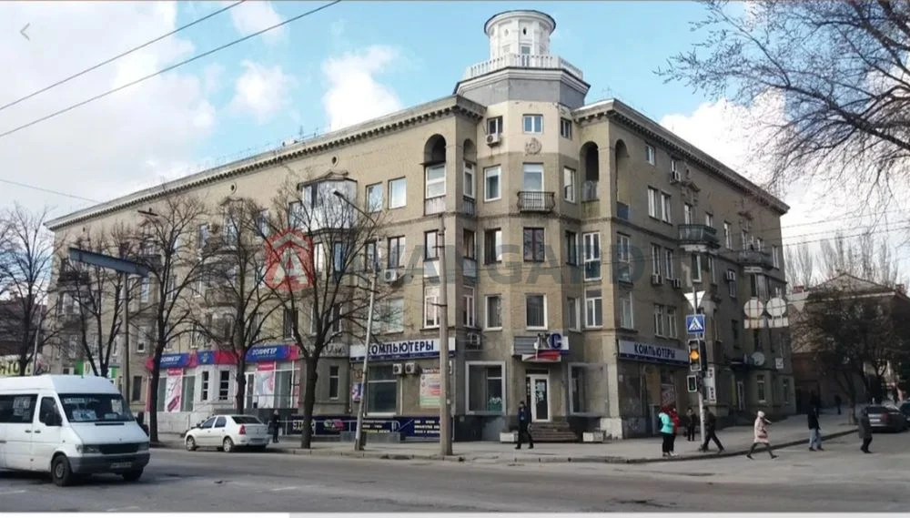 Продаж квартири по пр. Соборному 60