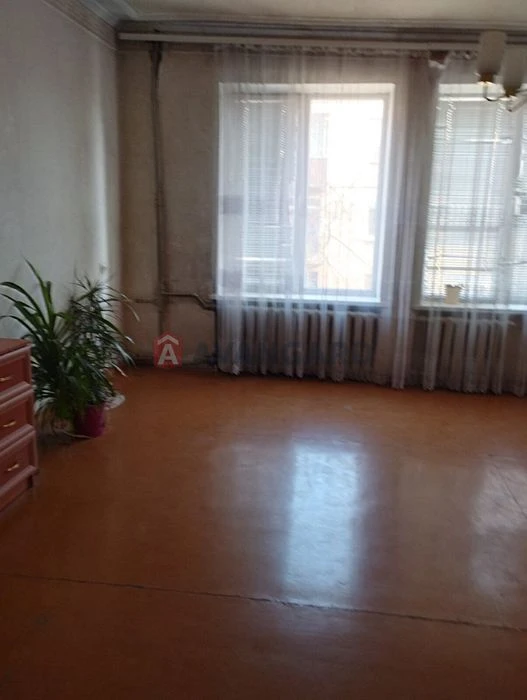 Продаж квартири по пр. Соборному 60