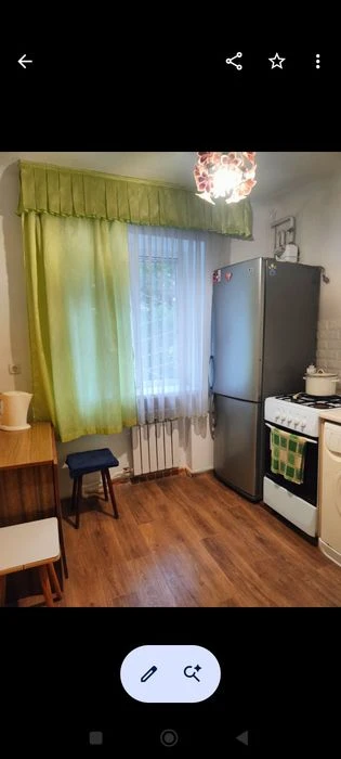 Продам 1 кімнатну квартиру на Ватових Неба