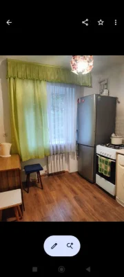 Продам 1 кімнатну квартиру на Ватових Неба