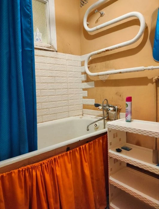 Продам 1 кімнатну квартиру на Ватових Неба