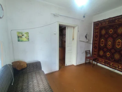 продам 1/2 будинка р-н Казбету