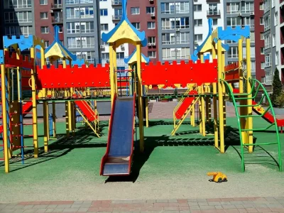 Квартира. Івано-Франківськ, Княгинин вул., (Будинок 37)