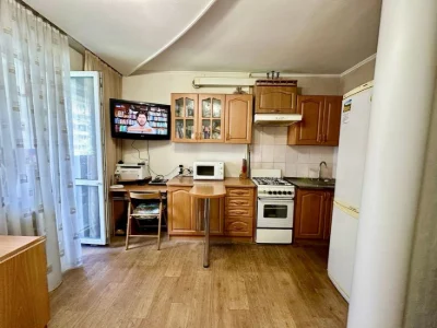 Продам 1 кім квартиру 40м2, з/м Перемога 3, вул. Мандриківсь