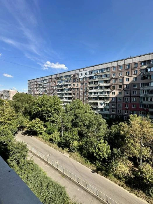 Продам 1 кім квартиру 40м2, з/м Перемога 3, вул. Мандриківсь