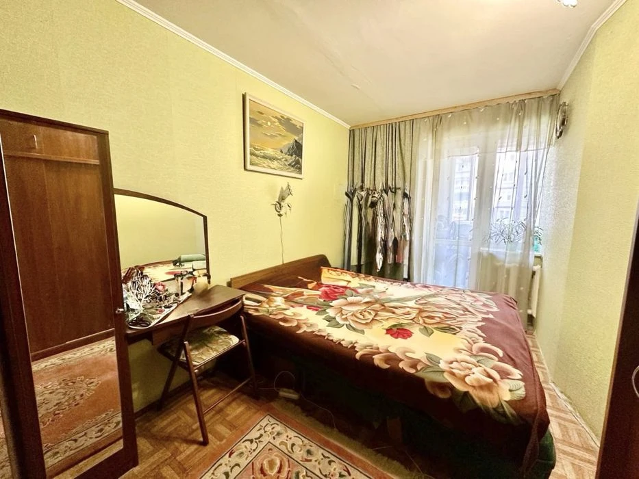 Продам 1 кім квартиру 40м2, з/м Перемога 3, вул. Мандриківсь
