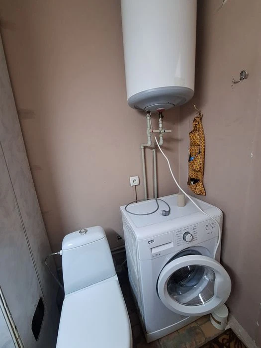 Продам 1 квартиру м.Алексеевская.