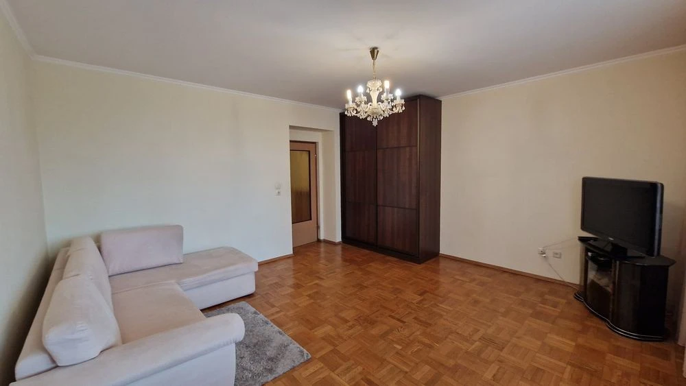 Оренда 3к квартири бульв. Лесі Українки 21. Метро Печерська