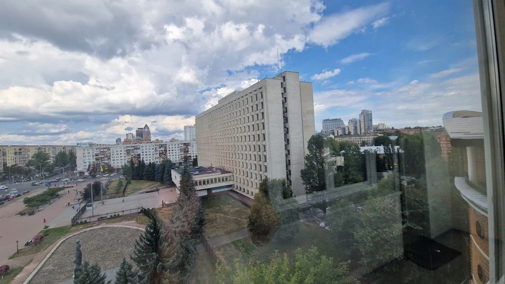Оренда 3к квартири бульв. Лесі Українки 21. Метро Печерська