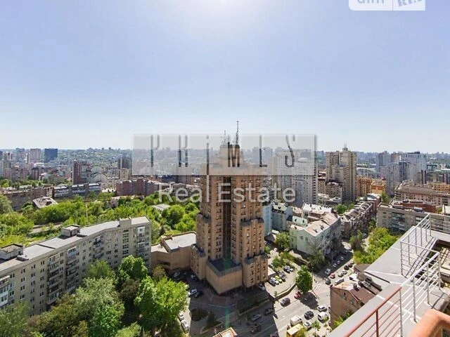 Продаж 5к квартири 255 кв. м на вул. Січових Стрільців 52А •