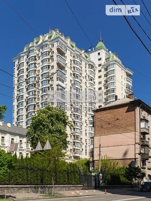 Продаж 5к квартири 255 кв. м на вул. Січових Стрільців 52А •