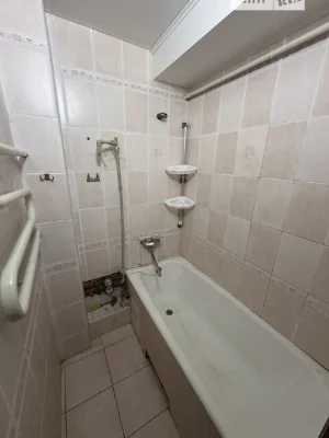 Продаж 2к квартири 48 кв. м на вул. Остафія Дашкевича 22 • I
