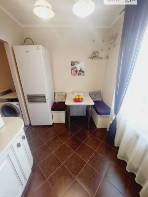 Продаж 2к квартири 53 кв. м на вул. Ревуцького 18 • ID 34819