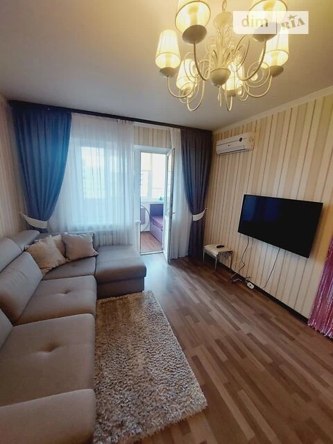 Продаж 2к квартири 53 кв. м на вул. Ревуцького 18 • ID 34819