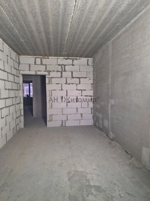 Продається 2-кімнатна квартира в ЖК «Полісся-2»