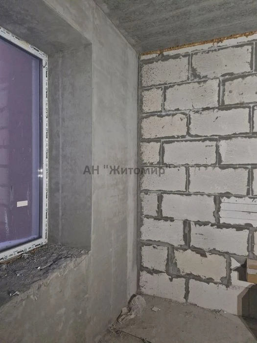 Продається 2-кімнатна квартира в ЖК «Полісся-2»