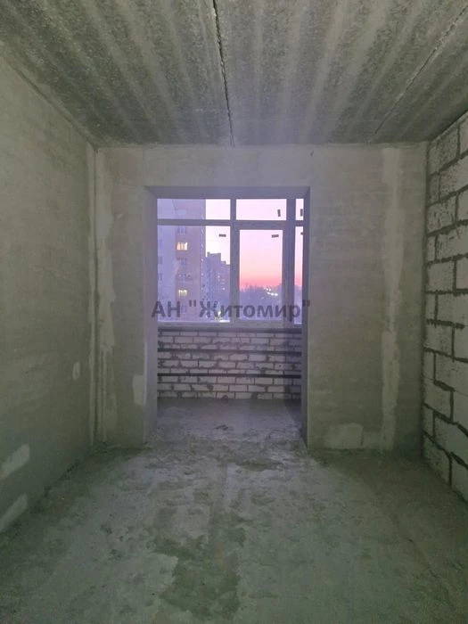 Продається 2-кімнатна квартира в ЖК «Полісся-2»