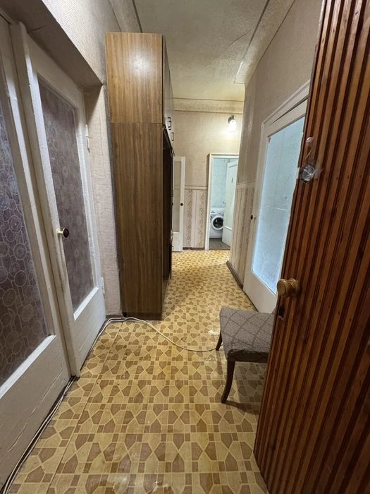 3к сталинка 70 м². Потолки 3м