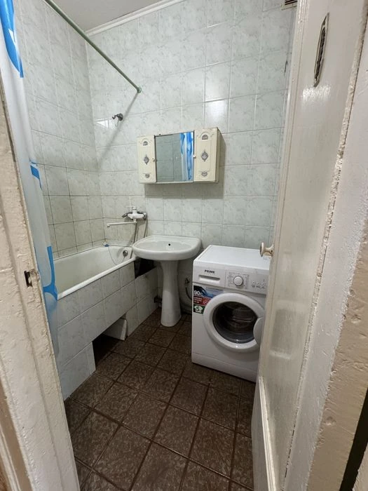 3к сталинка 70 м². Потолки 3м