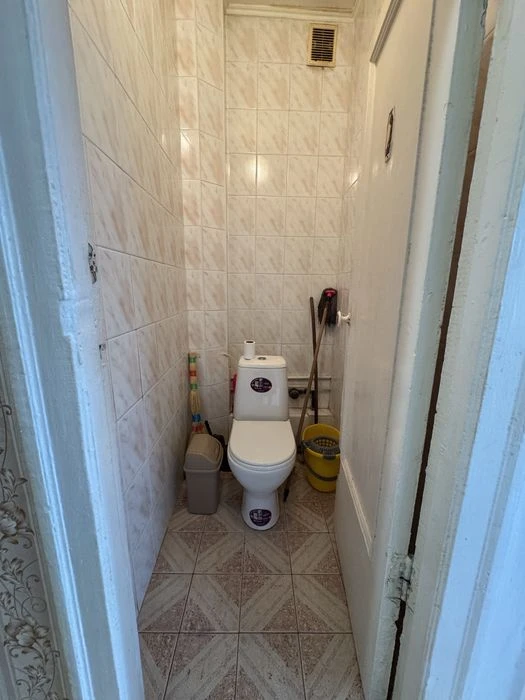 3к сталинка 70 м². Потолки 3м