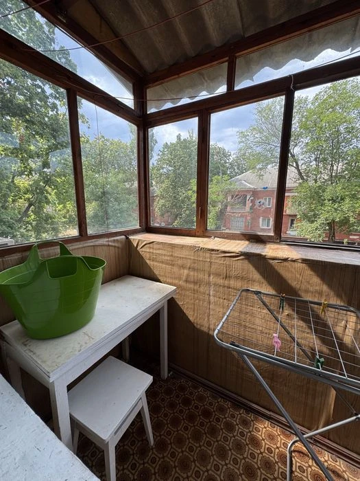 3к сталинка 70 м². Потолки 3м