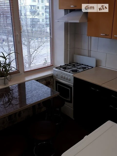 Продаж 1к квартири 30 кв. м на вул. Празька 29 • ID 34819858