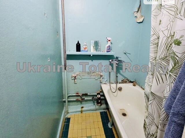 Продаж 2к квартири 47 кв. м на просп. Володимира Івасюка 44