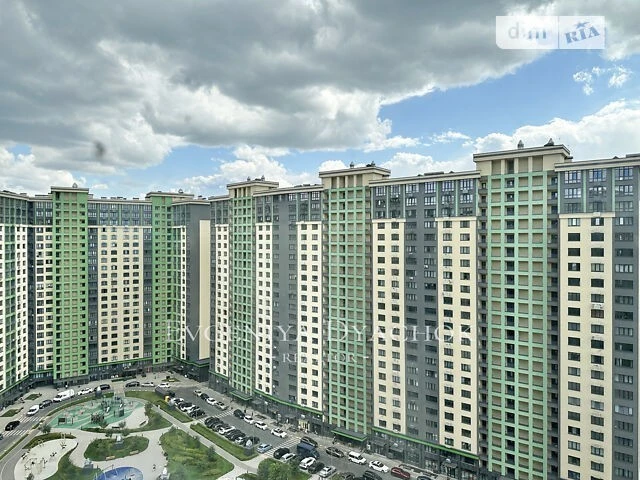 Продаж 5к квартири 149 кв. м на вул. Михайла Максимовича 32