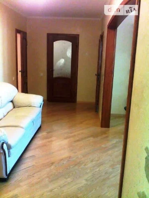 Продаж 3к квартири 82 кв. м на вул. Драгоманова 17 • ID 3481