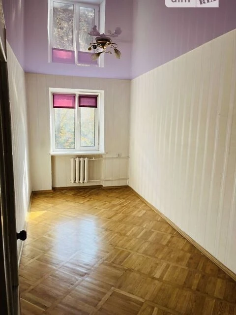 Продаж 3к квартири 56 кв. м на вул. Дружківська 4 • ID 34819