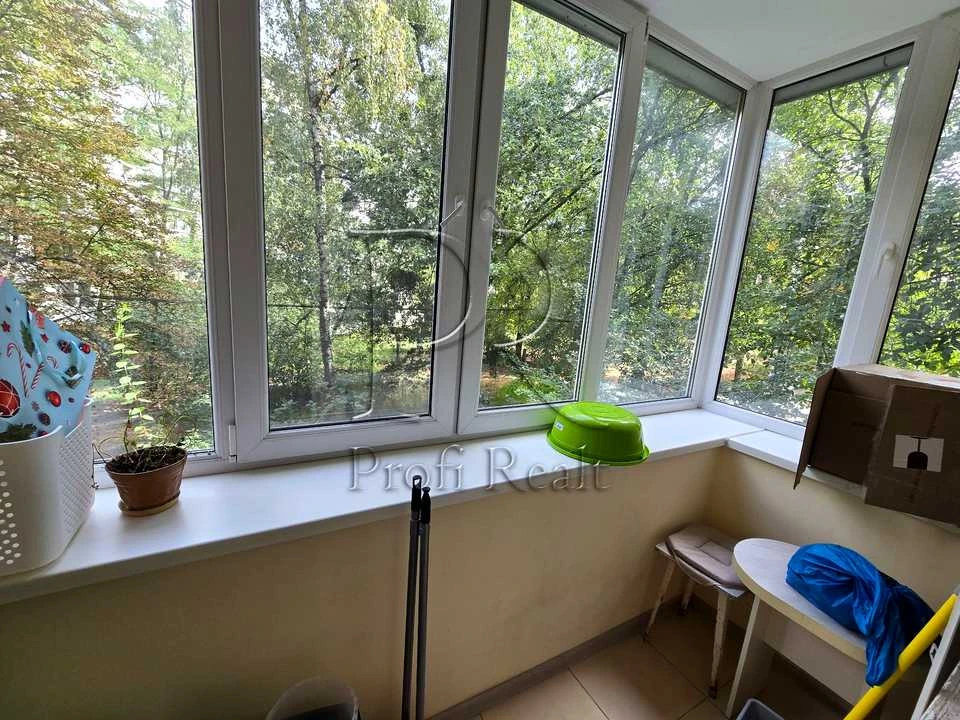 Квартира. Київ, Родини Глаголєвих вул. (Академіка Грекова)