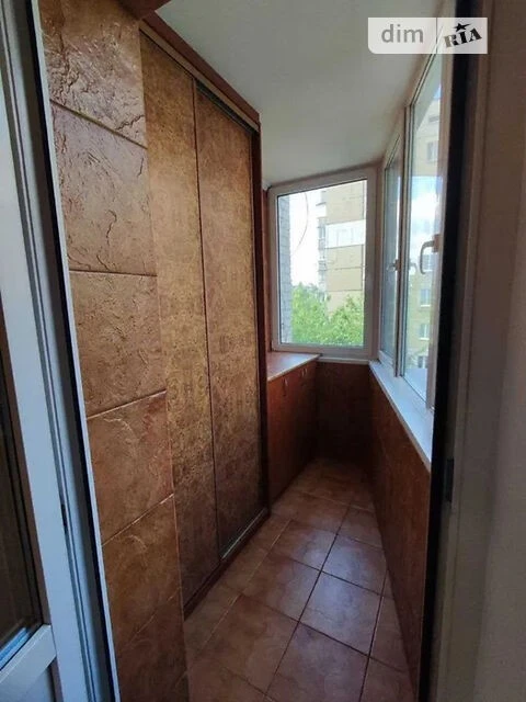 Продаж 3к квартири 105.1 кв. м на вул. Братства тарасівців 1