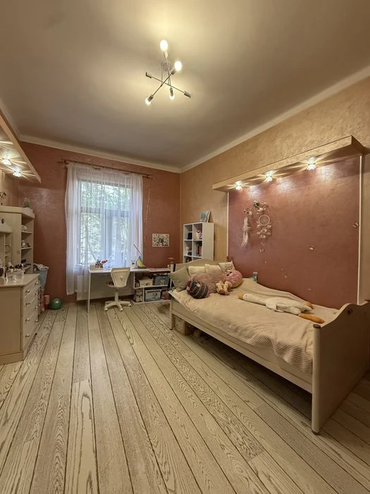 Продаж 4кім квартири в центрі Львова вул. Огієнка бічна Горо