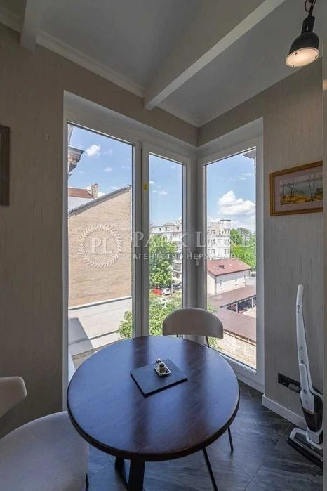 Продажа 3к квартиры с дизайнерским ремонтом Печерск Метро А