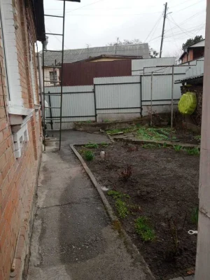 Продам частину будинку на Старому місті!