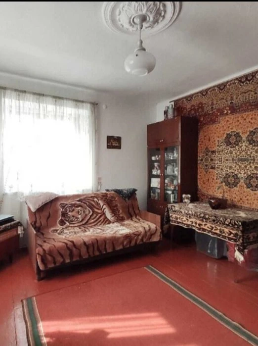 Продам частину будинку на Старому місті!