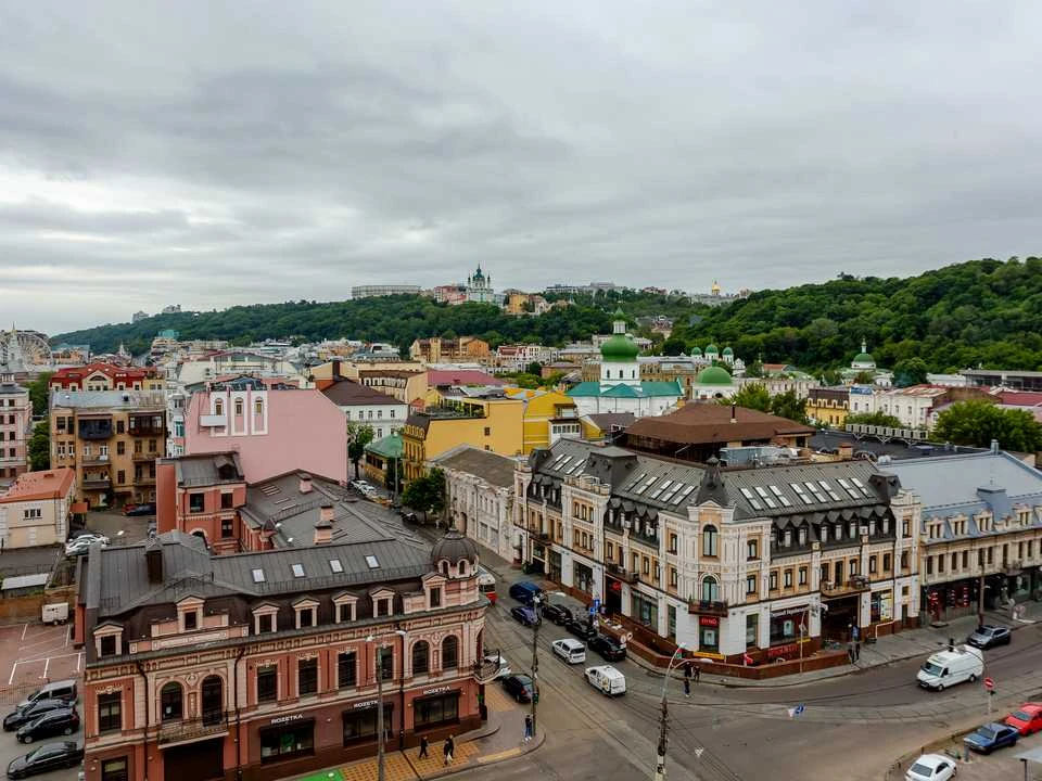 Квартира. Київ, Нижній Вал вул., (Будинок 1)