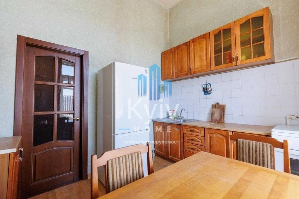 Продаж квартири в царському будинку Січових Стрільців