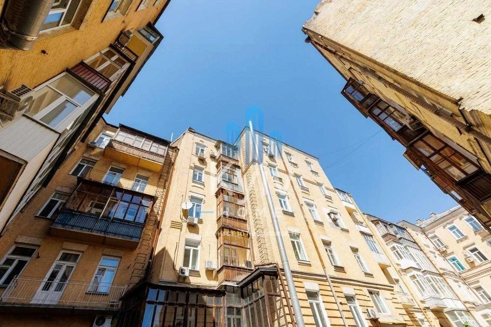 Продаж квартири в царському будинку Січових Стрільців
