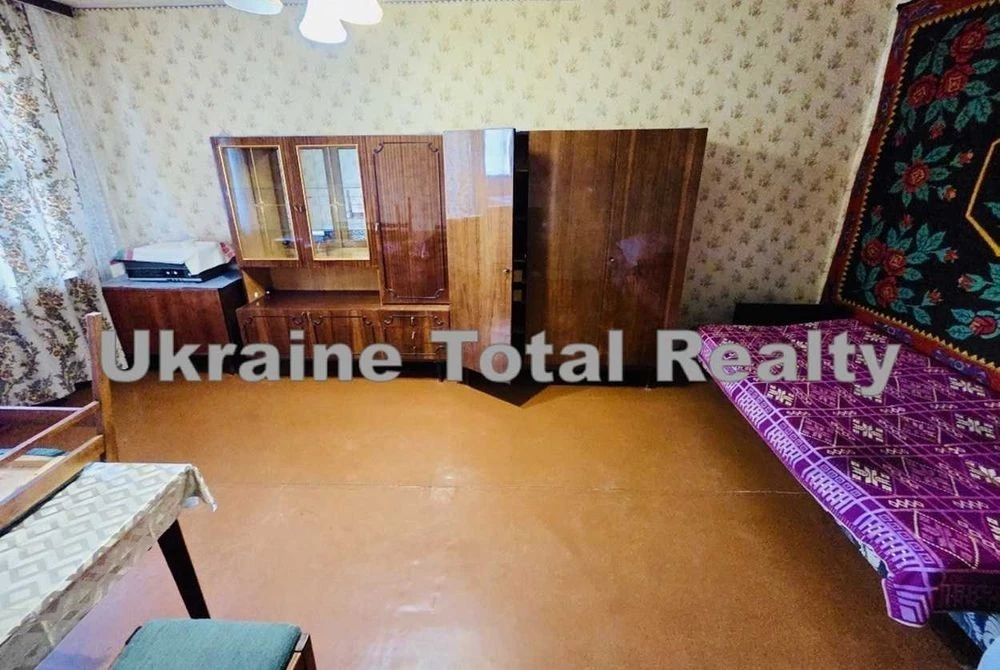 ОБОЛОНЬ! 2 кінмтна квартира під ремонт! Проспект Героїв Стал