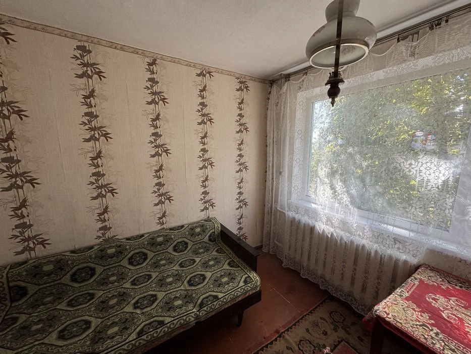 Продается 3 кк ЮТЗ