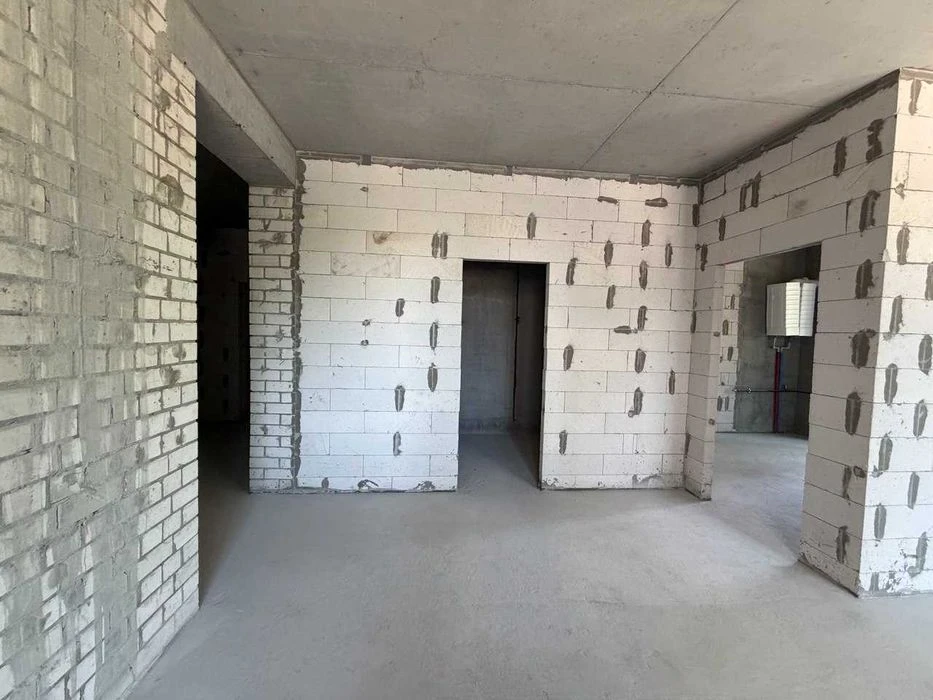 Продам 2-комнатную квартиру в новострое в центре (ЖК Форест