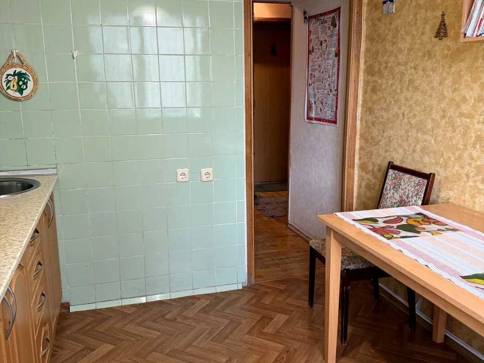Квартира. Київ, Симиренка вул.